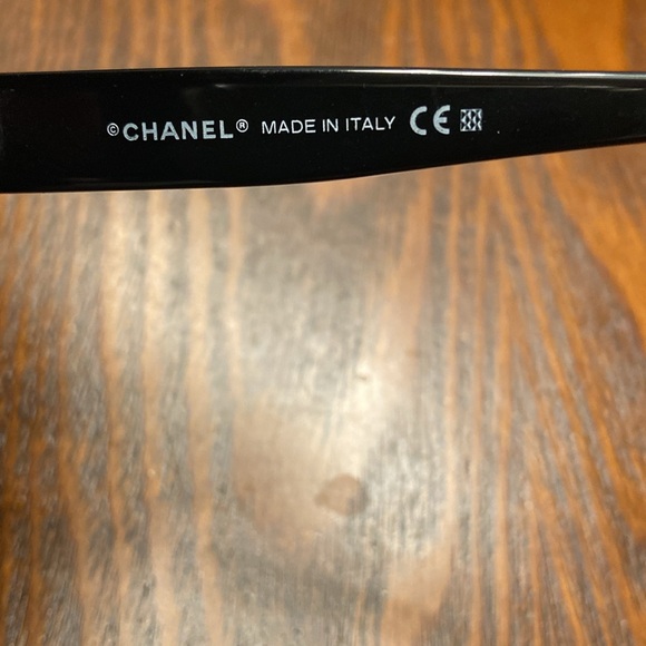 Chanel Square Sunglasses with Quilted Sides and Case Included - Picture 5 of 11